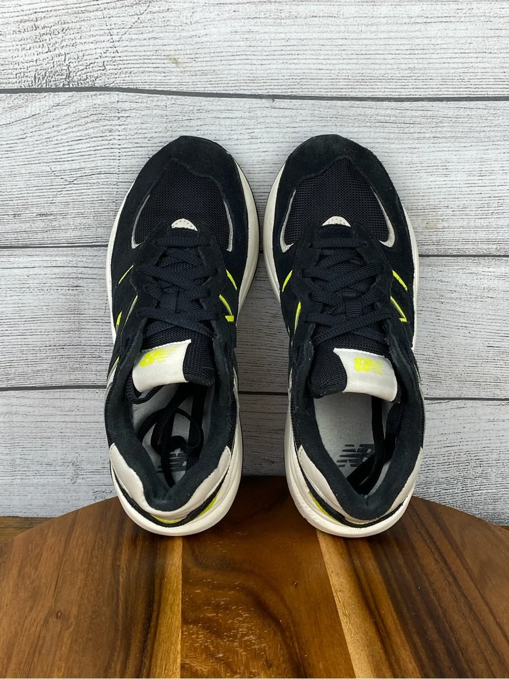 New Balance 57/40 Black Oyster Yellow Shoes W5740HL1 Women’s Sneaker Size 8